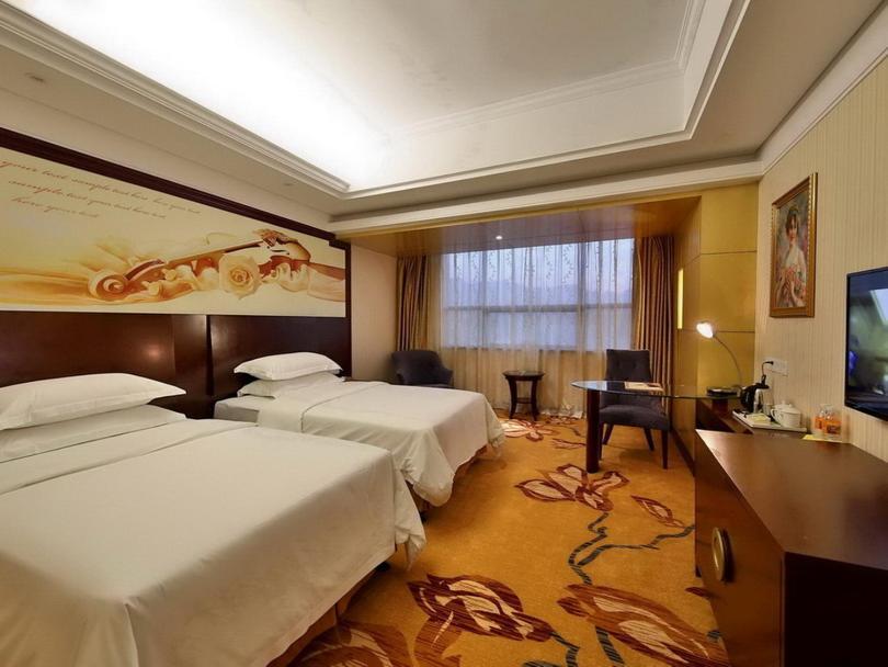 Vienna International Hotel Zhangjiajie Tianmen Mountain Bagian luar foto