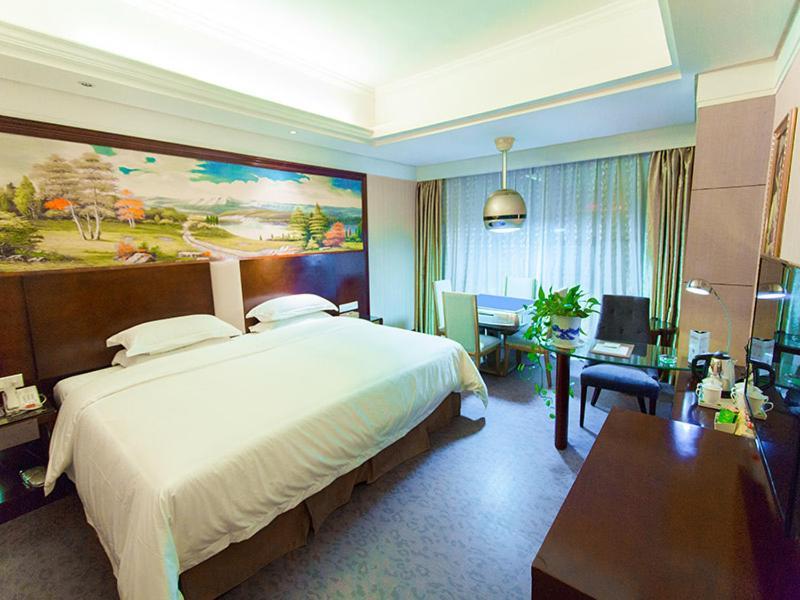 Vienna International Hotel Zhangjiajie Tianmen Mountain Bagian luar foto