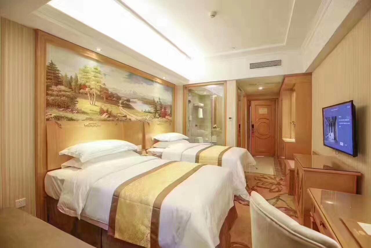 Vienna International Hotel Zhangjiajie Tianmen Mountain Bagian luar foto